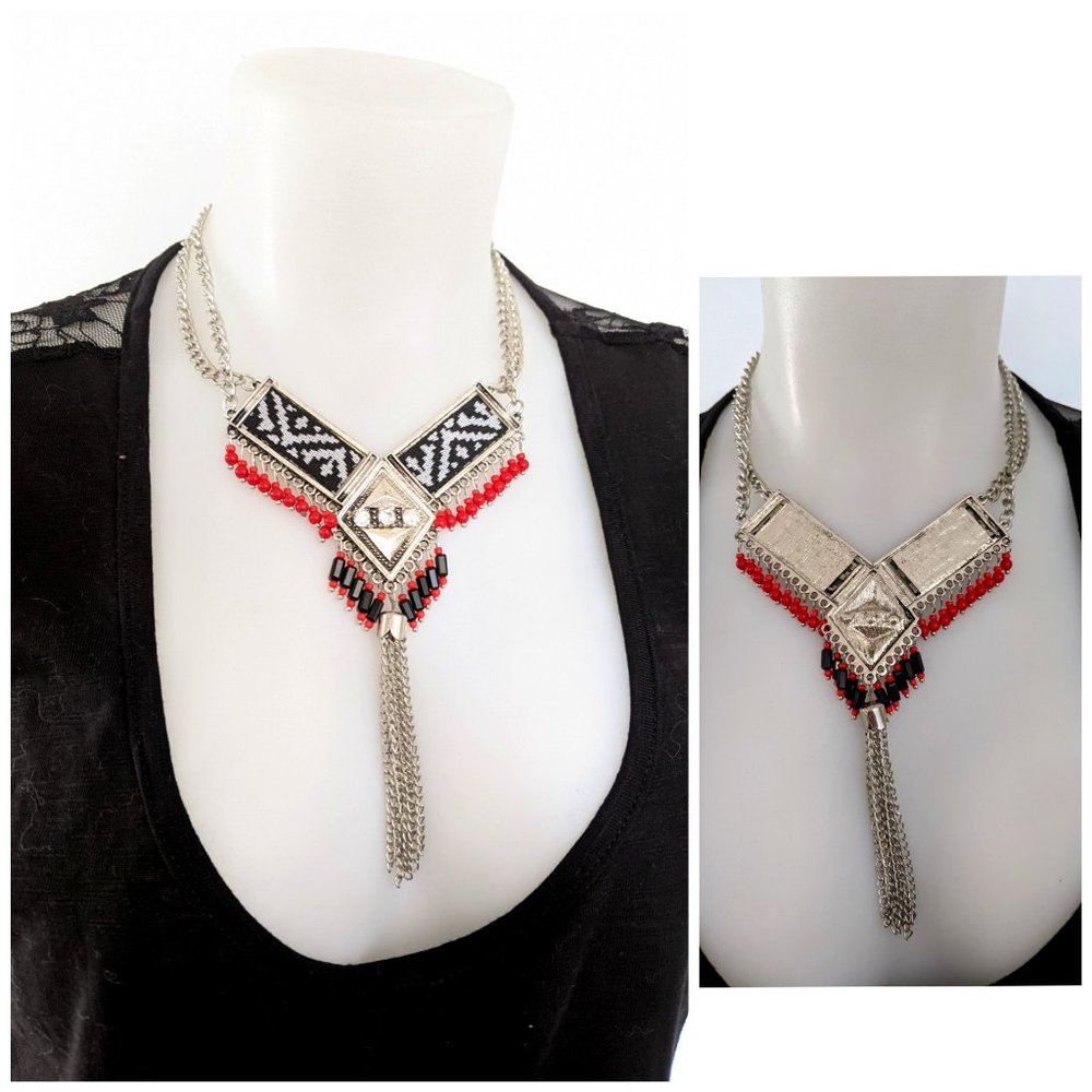 NWOT Black And Red Aztec Necklace